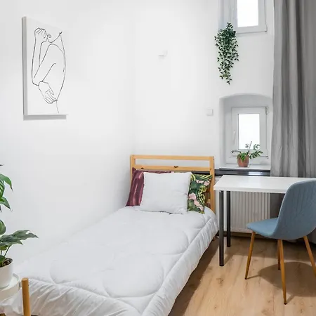 Power Nap By Harmonia 24h Self Check-in Hostel *