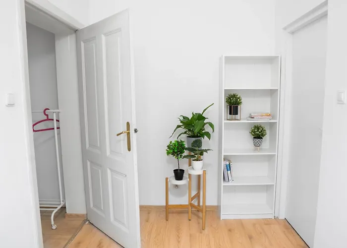 Power Nap By Harmonia 24h Self Check-in Hostel *